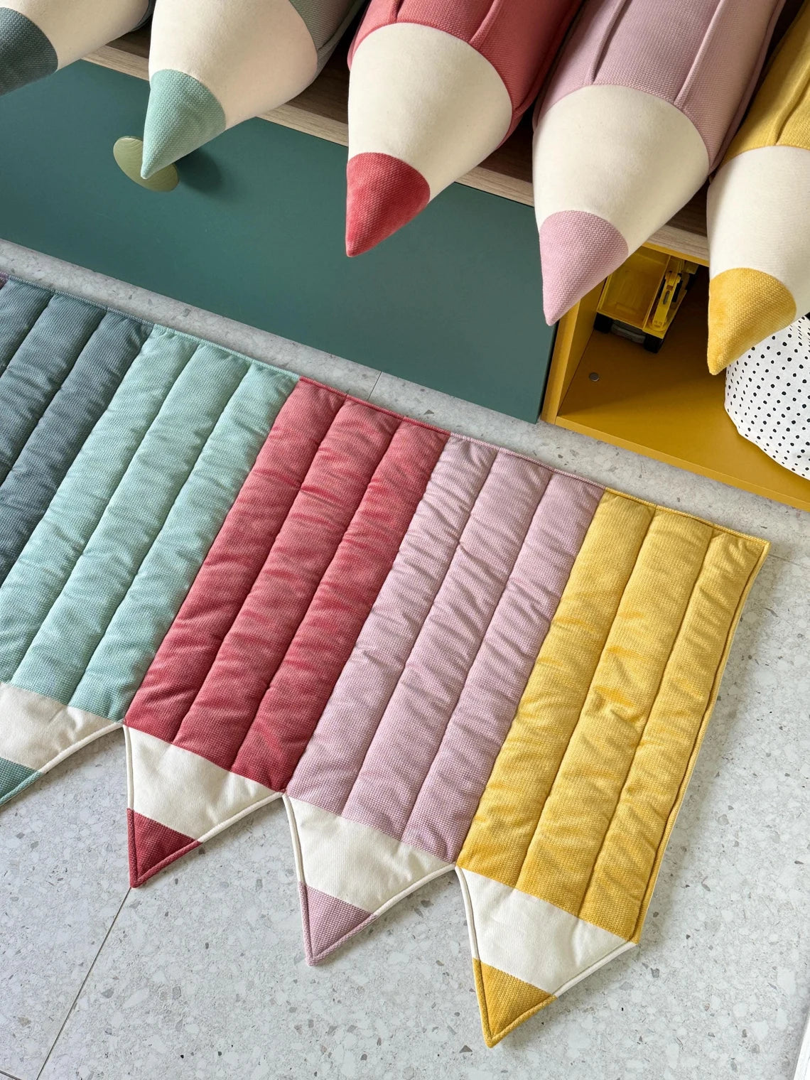 Crayon Playmat “Rainbow” – Colorful Kids Playroom & Back-to-School Decor